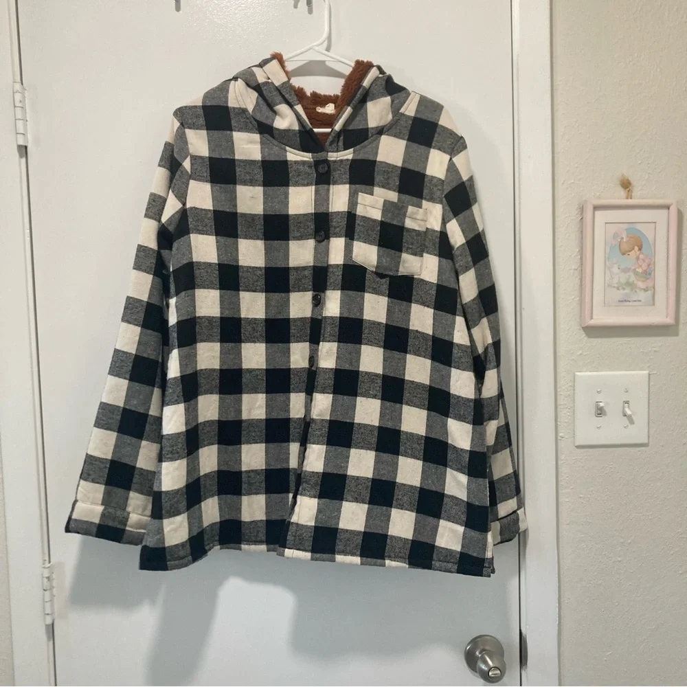 Hem & Thread Women’s Buffalo Check Jacket